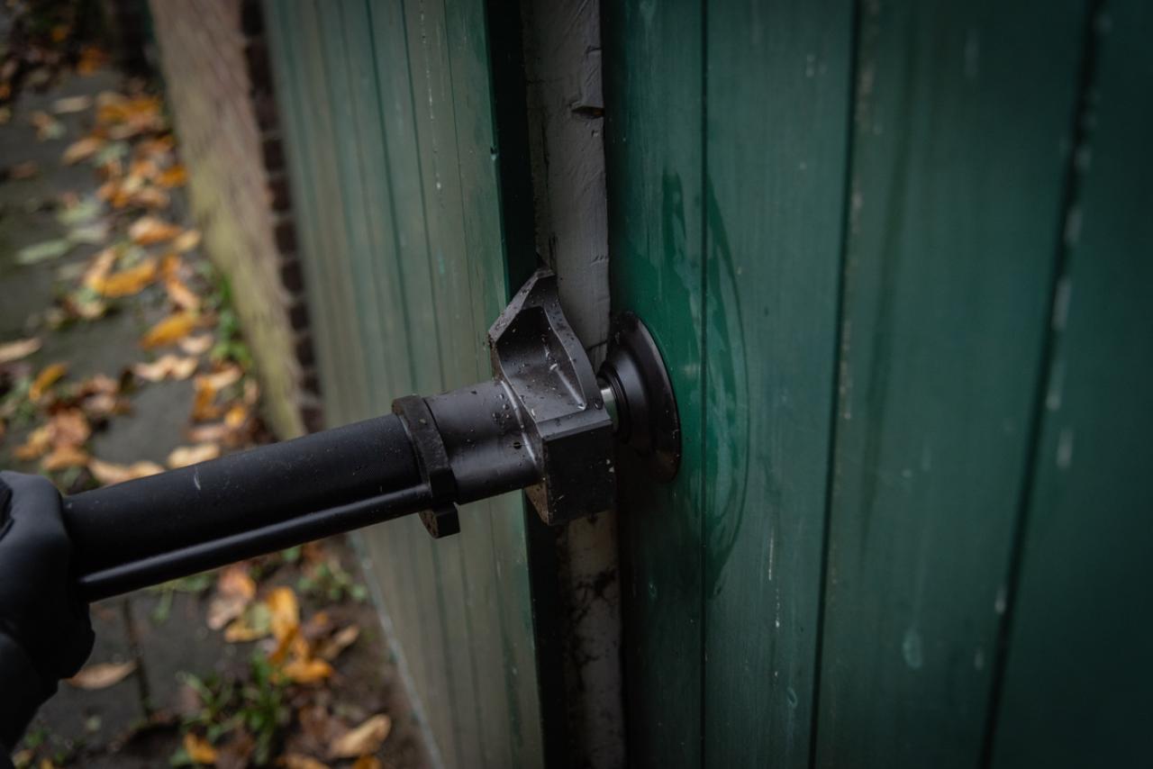 Door Ram PDR200